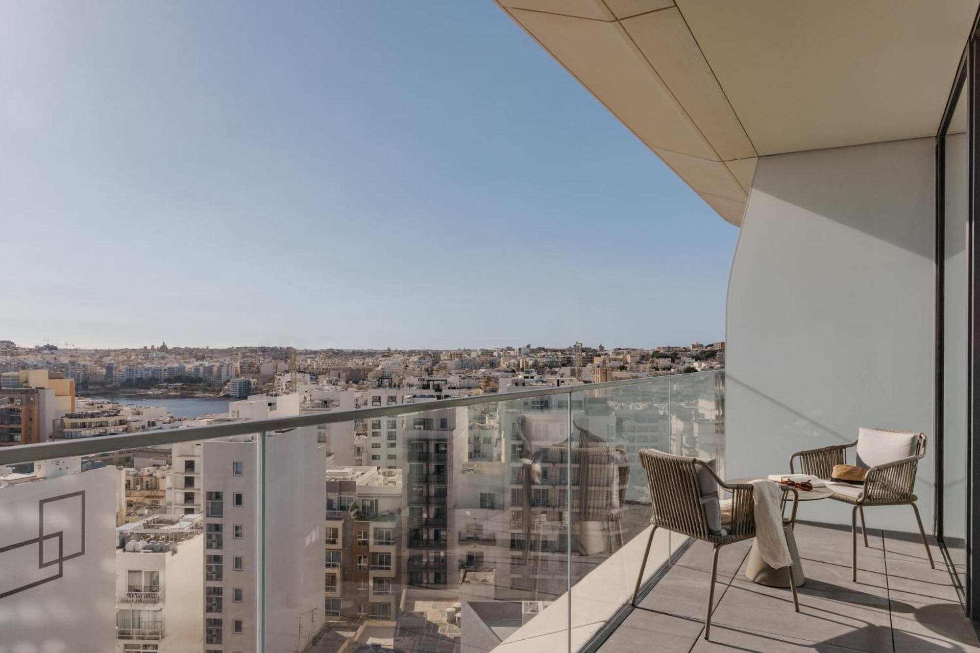 Me Malta By Melia Hotel St. Julian's Exterior foto